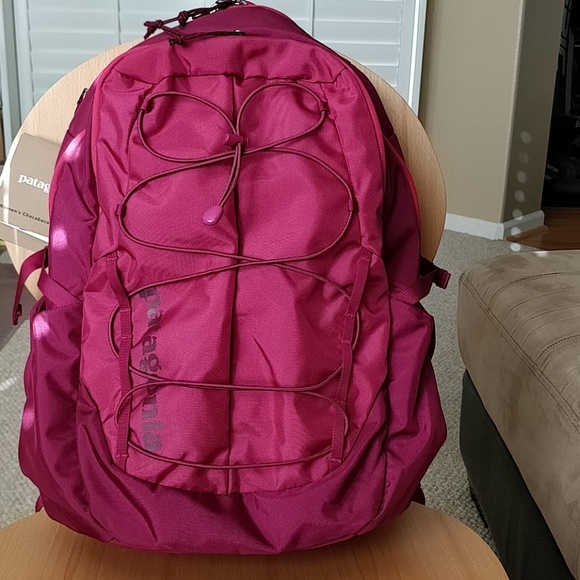patagonia women's chacabuco backpack